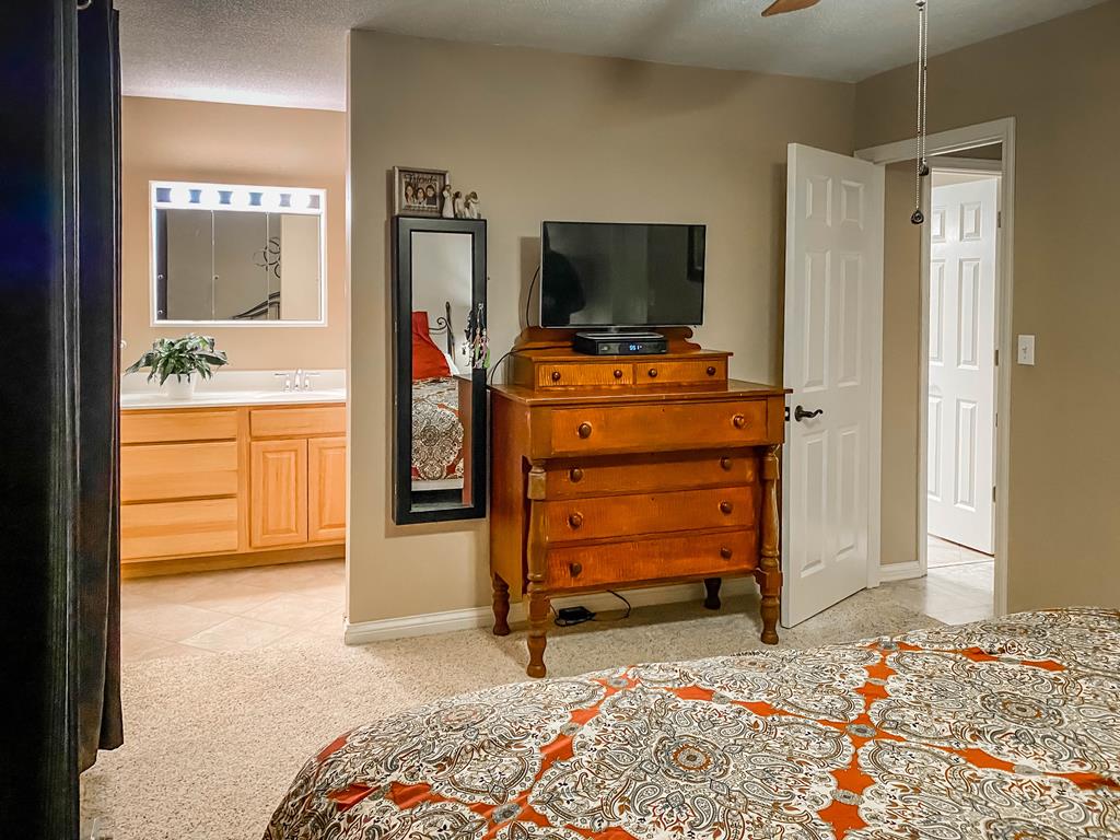 7228 Saur Road, Maceo, Kentucky 42355, 3 Bedrooms Bedrooms, ,2 BathroomsBathrooms,Single Family Residence,For Sale,Saur Road,83074