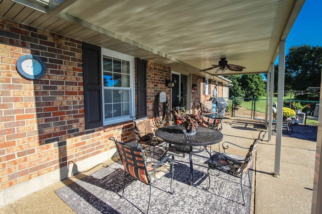 7228 Saur Road, Maceo, Kentucky 42355, 3 Bedrooms Bedrooms, ,2 BathroomsBathrooms,Single Family Residence,For Sale,Saur Road,83074