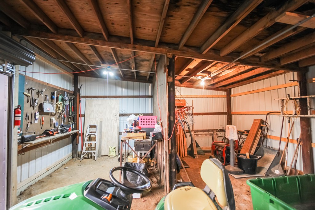 7228 Saur Road, Maceo, Kentucky 42355, 3 Bedrooms Bedrooms, ,2 BathroomsBathrooms,Single Family Residence,For Sale,Saur Road,83074