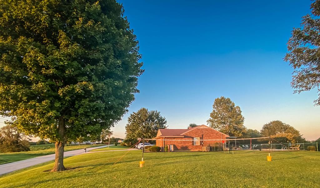 7228 Saur Road, Maceo, Kentucky 42355, 3 Bedrooms Bedrooms, ,2 BathroomsBathrooms,Single Family Residence,For Sale,Saur Road,83074