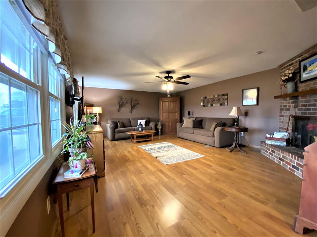 7228 Saur Road, Maceo, Kentucky 42355, 3 Bedrooms Bedrooms, ,2 BathroomsBathrooms,Single Family Residence,For Sale,Saur Road,83074