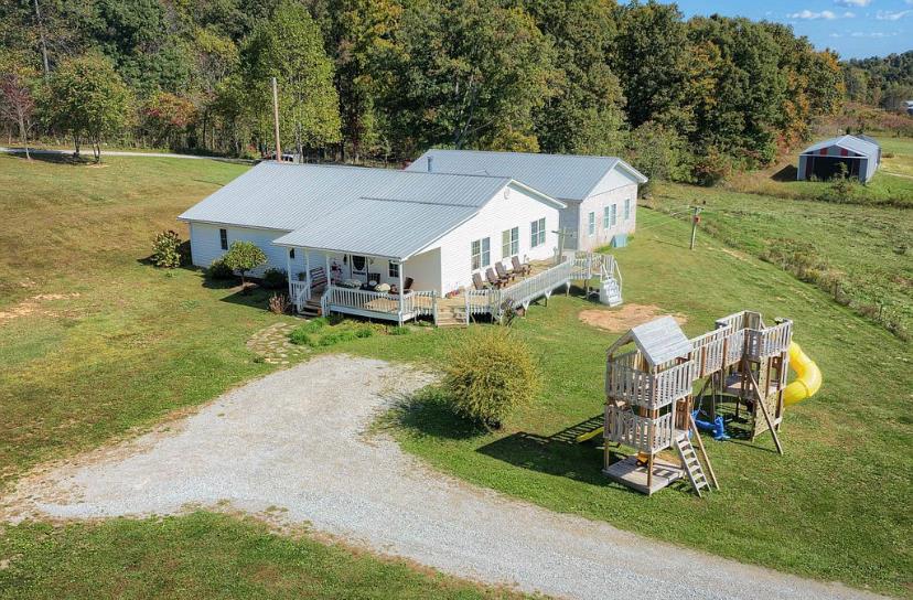 152 North Hopewell Church Rd, Fordsville, Kentucky 42343, 3 Bedrooms Bedrooms, ,3 BathroomsBathrooms,Single Family Residence,For Sale,North Hopewell Church Rd,83139