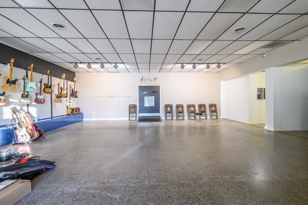 2125 Triplett Street, Owensboro, Kentucky 42303, ,Retail,For Sale,Triplett Street,83199