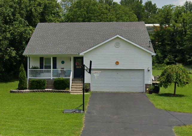 630 Stagecoach, Madisonville, Kentucky 42431, 3 Bedrooms Bedrooms, ,2 BathroomsBathrooms,Single Family Residence,For Sale,Stagecoach,83230