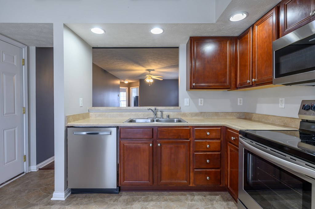 2237 Village Run, Owensboro, Kentucky 42303, 3 Bedrooms Bedrooms, ,2 BathroomsBathrooms,Single Family Residence,For Sale,Village Run,83232