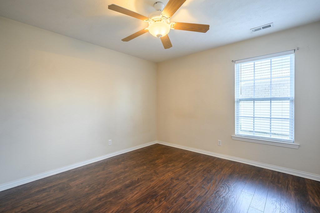 2237 Village Run, Owensboro, Kentucky 42303, 3 Bedrooms Bedrooms, ,2 BathroomsBathrooms,Single Family Residence,For Sale,Village Run,83232