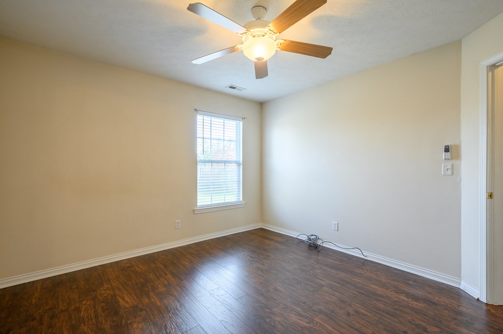 2237 Village Run, Owensboro, Kentucky 42303, 3 Bedrooms Bedrooms, ,2 BathroomsBathrooms,Single Family Residence,For Sale,Village Run,83232