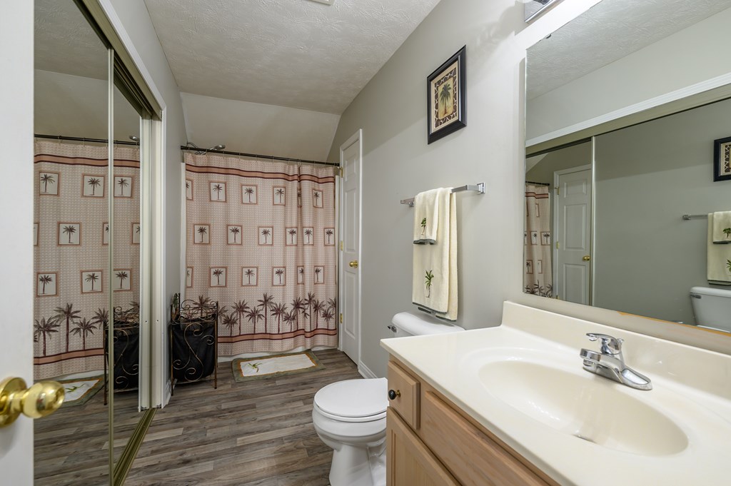 2237 Village Run, Owensboro, Kentucky 42303, 3 Bedrooms Bedrooms, ,2 BathroomsBathrooms,Single Family Residence,For Sale,Village Run,83232