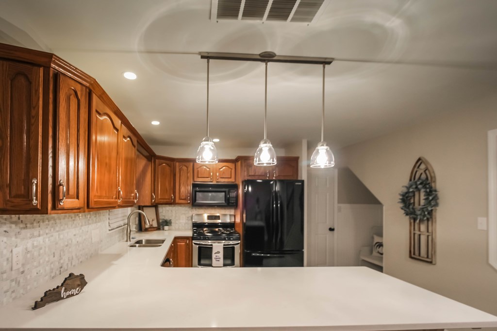 2724 Saint Patrick Dr., Henderson, Kentucky 42420, 4 Bedrooms Bedrooms, ,2 BathroomsBathrooms,Single Family Residence,For Sale,Saint Patrick Dr.,83236