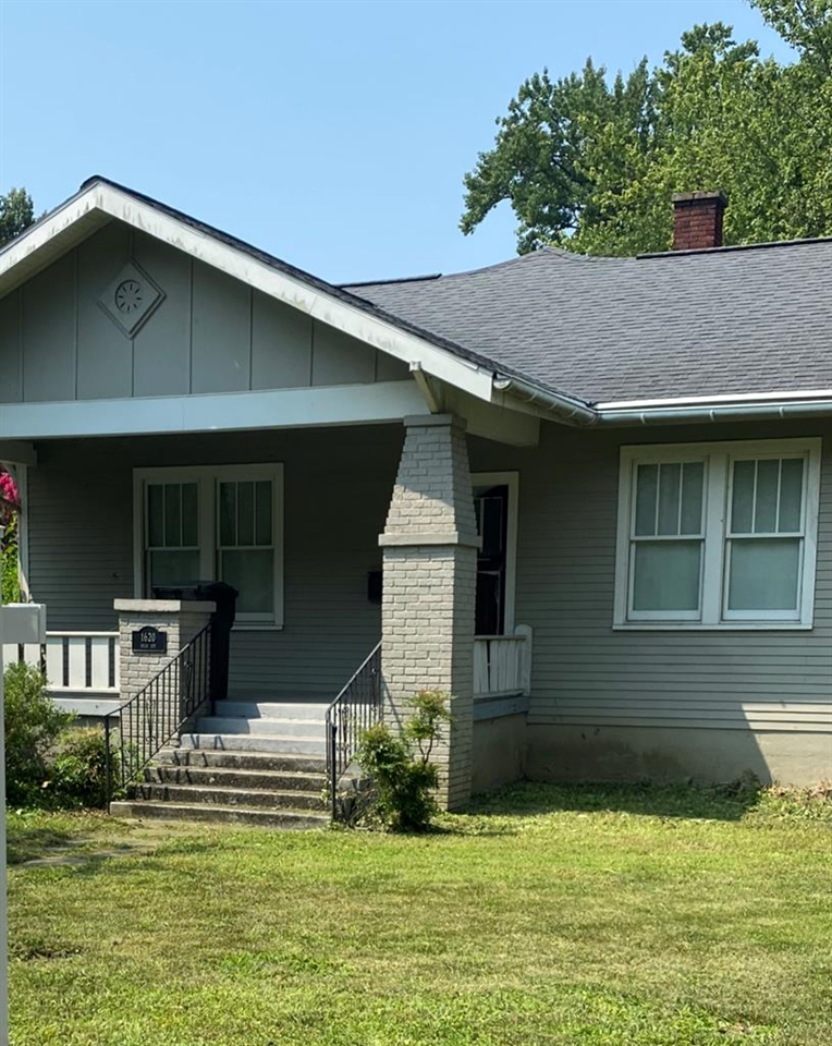 1620 Dean Ave, Owensboro, Kentucky 42301, 4 Bedrooms Bedrooms, ,3 BathroomsBathrooms,Single Family Residence,For Sale,Dean Ave,83311