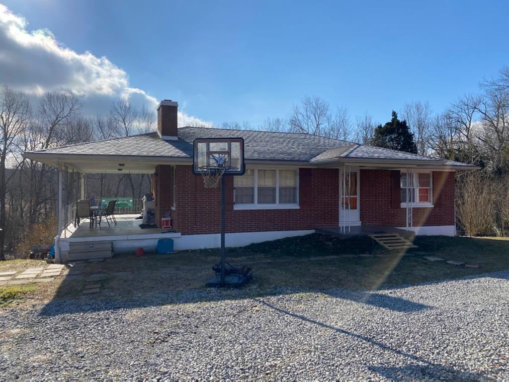 11213 Owensboro Road, Falls of Rough, Kentucky 40119, 2 Bedrooms Bedrooms, ,1 BathroomBathrooms,Single Family Residence,For Sale,Owensboro Road,83580