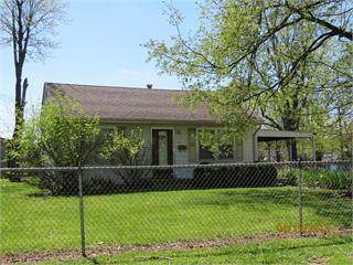 1922 E. 10th St, Owensboro, Kentucky 42301, 2 Bedrooms Bedrooms, ,1 BathroomBathrooms,Single Family Residence,For Sale,E. 10th St,83638