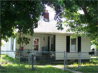 613 Poindexter St, Owensboro, Kentucky 42301, 2 Bedrooms Bedrooms, ,1 BathroomBathrooms,Single Family Residence,For Sale,Poindexter St,83639
