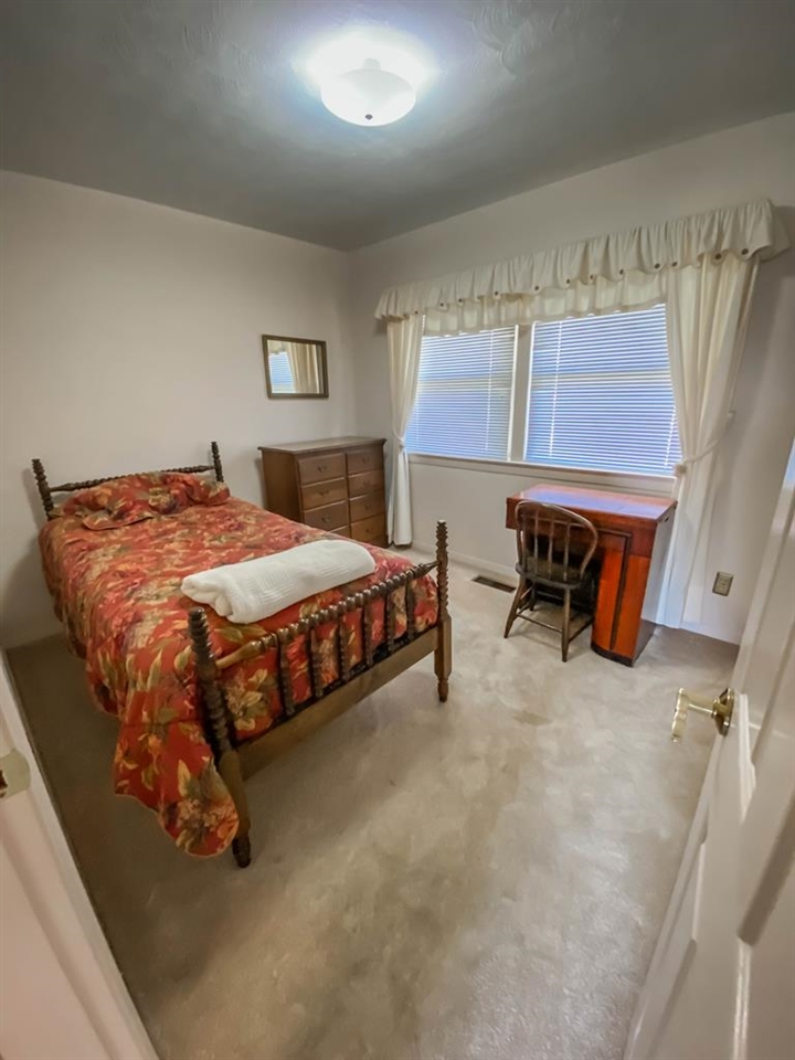 808 Christopher Greenup Dr., Owensboro, Kentucky 42303, 3 Bedrooms Bedrooms, ,1 BathroomBathrooms,Single Family Residence,For Sale,Christopher Greenup Dr.,83688