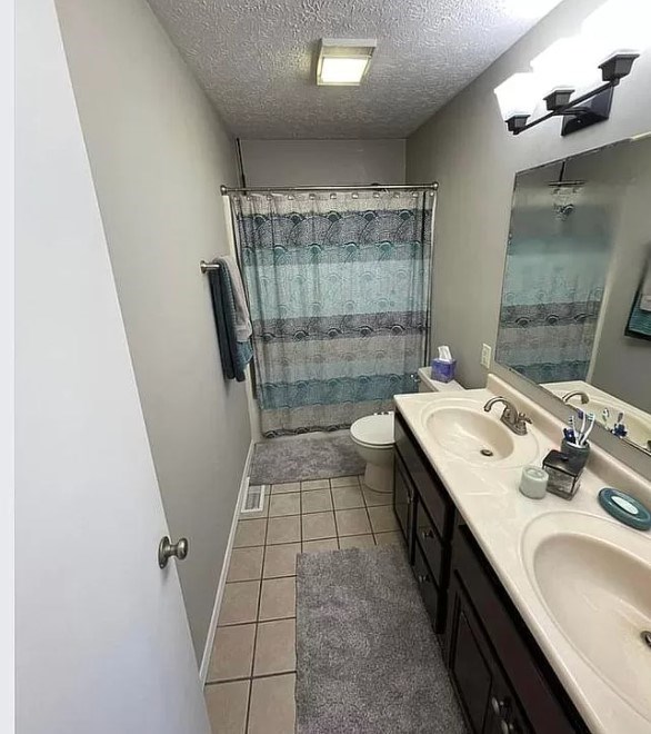 3414 Old Mill Lane, Owensboro, Kentucky 42303, 3 Bedrooms Bedrooms, ,1 BathroomBathrooms,Single Family Residence,For Sale,Old Mill Lane,83963