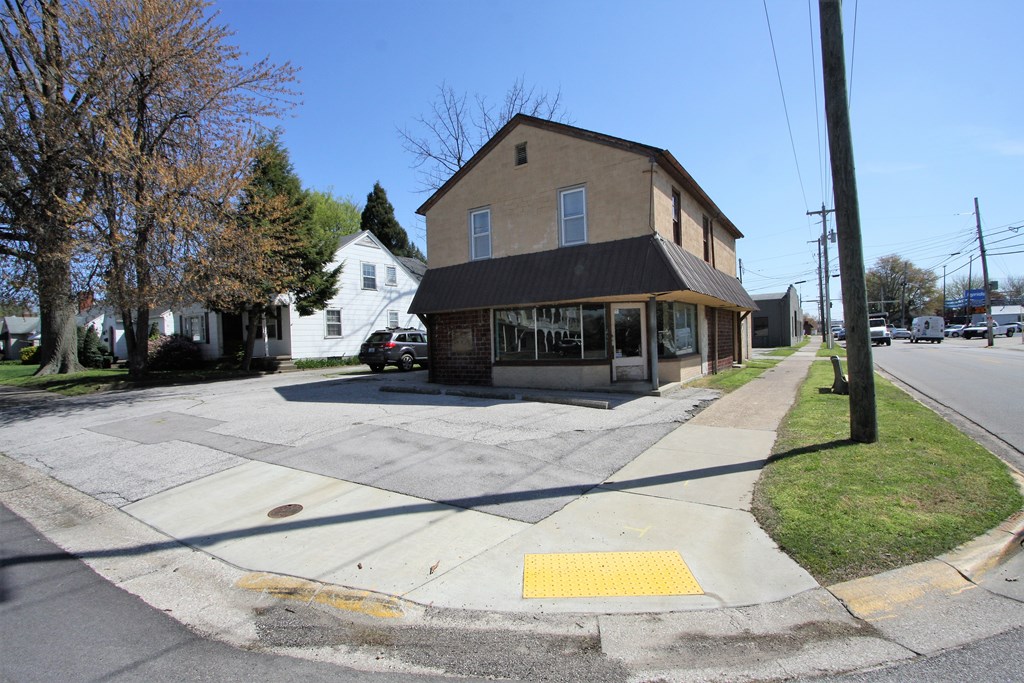 1743 Daviess St, Owensboro, Kentucky 42303, ,Business,For Sale,Daviess St,84050