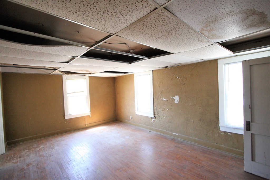 1743 Daviess St, Owensboro, Kentucky 42303, ,Business,For Sale,Daviess St,84050