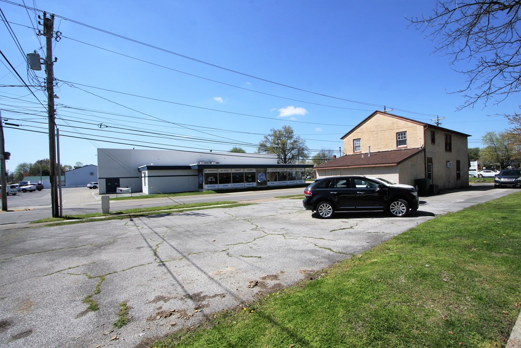 1743 Daviess St, Owensboro, Kentucky 42303, ,Business,For Sale,Daviess St,84050
