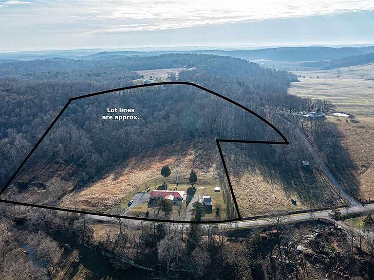 2140 Nunn Switch Rd, Marion, Kentucky 42064, 3 Bedrooms Bedrooms, ,2 BathroomsBathrooms,Single Family Residence,For Sale,Nunn Switch Rd,84092