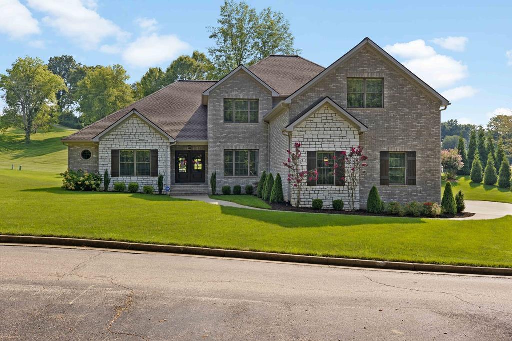 1684 Barclay Avenue, Owensboro, Kentucky 42303, 5 Bedrooms Bedrooms, ,3 BathroomsBathrooms,Single Family Residence,For Sale,Barclay Avenue,84119