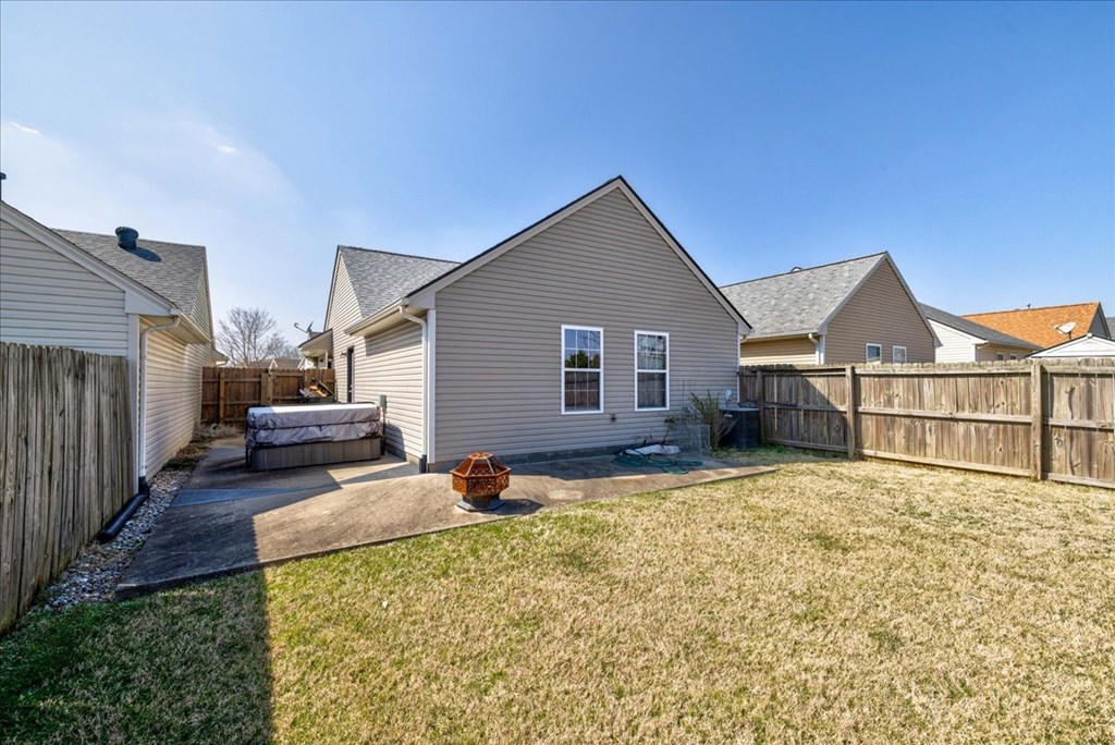 3121 Village Gate Cove, Owensboro, Kentucky 42303, 2 Bedrooms Bedrooms, ,2 BathroomsBathrooms,Single Family Residence,For Sale,Village Gate Cove,84137