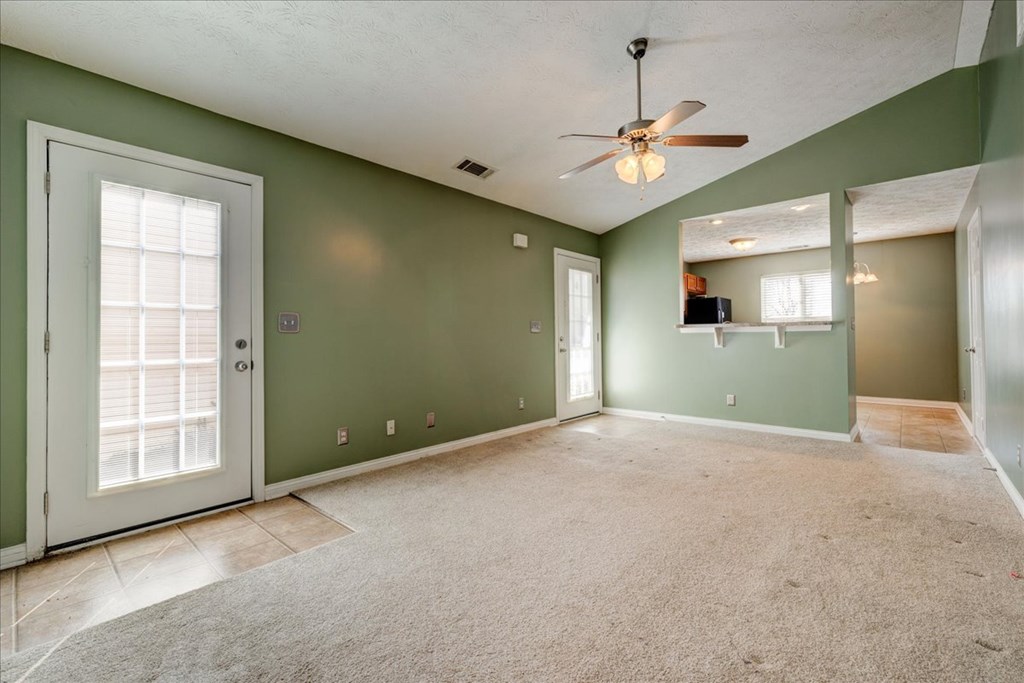 3121 Village Gate Cove, Owensboro, Kentucky 42303, 2 Bedrooms Bedrooms, ,2 BathroomsBathrooms,Single Family Residence,For Sale,Village Gate Cove,84137
