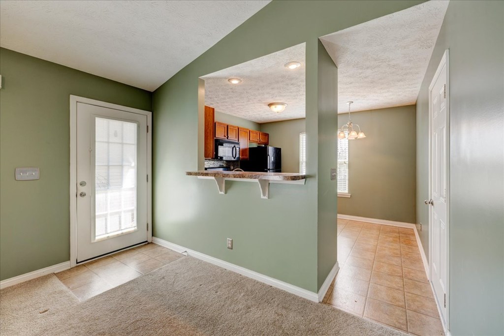 3121 Village Gate Cove, Owensboro, Kentucky 42303, 2 Bedrooms Bedrooms, ,2 BathroomsBathrooms,Single Family Residence,For Sale,Village Gate Cove,84137