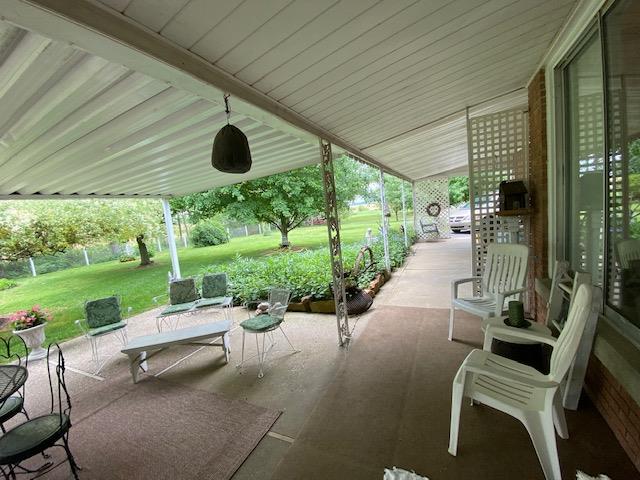 5253 Hwy 136 (aka Livermore Rd), Hartford, Kentucky 42347, 4 Bedrooms Bedrooms, ,3 BathroomsBathrooms,Single Family Residence,For Sale,Hwy 136 (aka Livermore Rd),84155