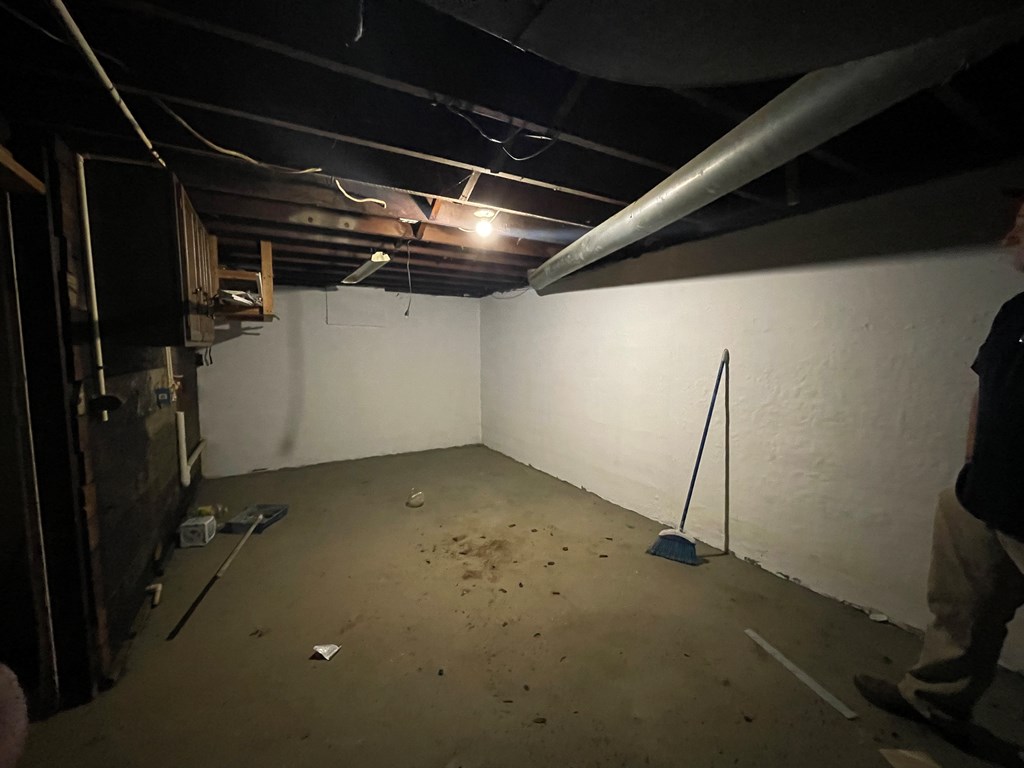 315 East 21st St, Owensboro, Kentucky 42303, 3 Bedrooms Bedrooms, ,1 BathroomBathrooms,Single Family Residence,For Sale,East 21st St,84244