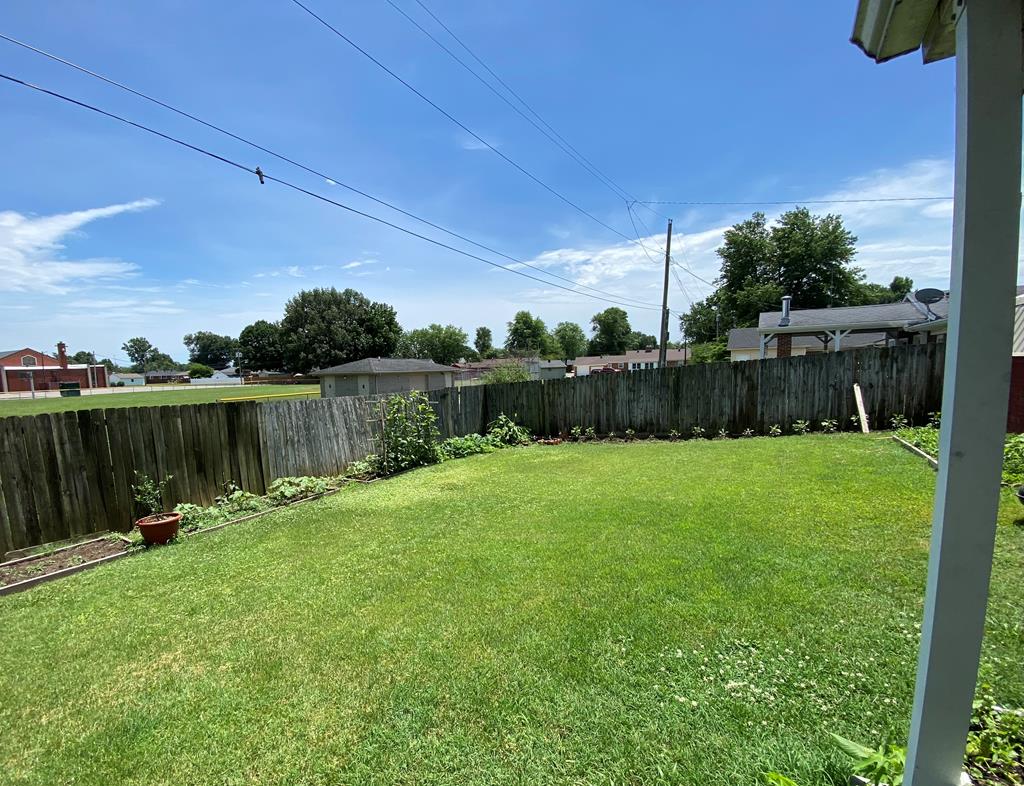 2503 Middleground Dr. N., Owensboro, Kentucky 42301, 3 Bedrooms Bedrooms, ,2 BathroomsBathrooms,Single Family Residence,For Sale,Middleground Dr. N.,84467