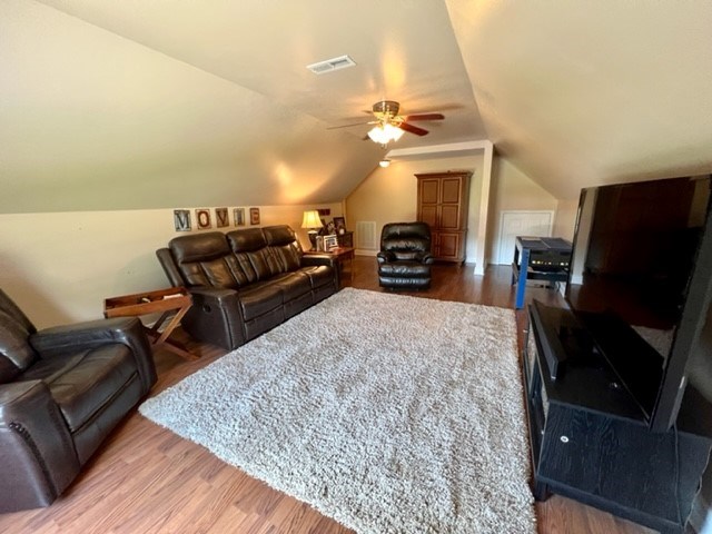 165 Timberly Ln., Livermore, Kentucky 42352, 3 Bedrooms Bedrooms, ,2 BathroomsBathrooms,Single Family Residence,For Sale,Timberly Ln.,84773