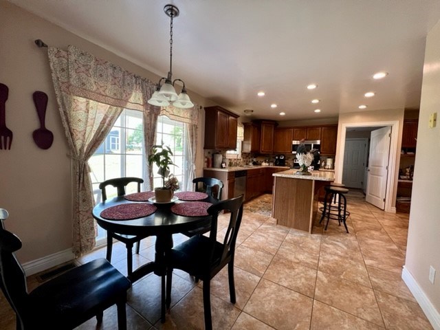 165 Timberly Ln., Livermore, Kentucky 42352, 3 Bedrooms Bedrooms, ,2 BathroomsBathrooms,Single Family Residence,For Sale,Timberly Ln.,84773