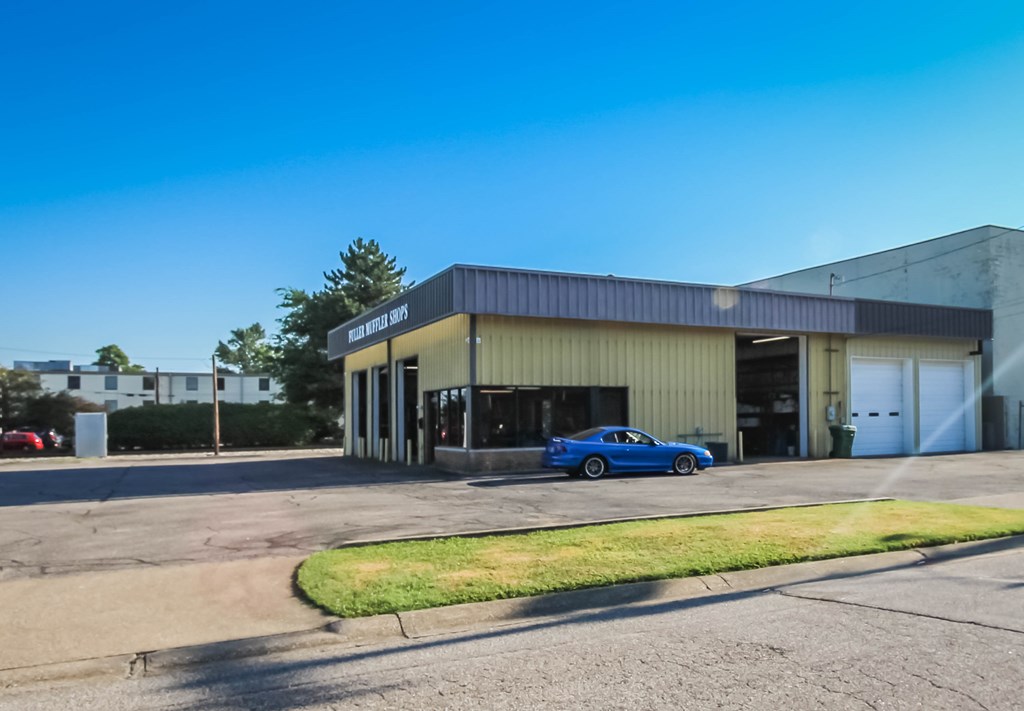 1111 Frederica St, Owensboro, Kentucky 42301, ,Business,For Sale,Frederica St,84774