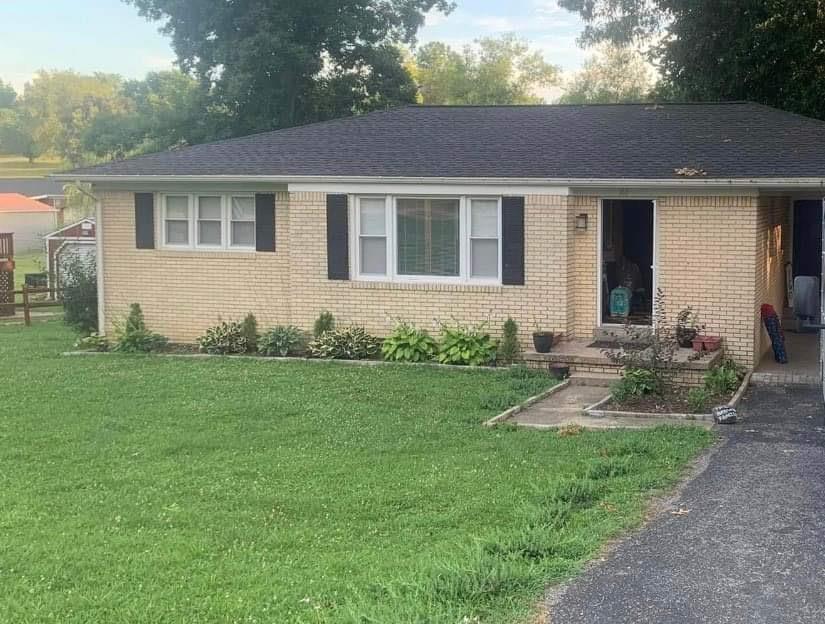 160 Green Meadow Street, Beechmont, Kentucky 42323, 3 Bedrooms Bedrooms, ,1 BathroomBathrooms,Single Family Residence,For Sale,Green Meadow Street,84802