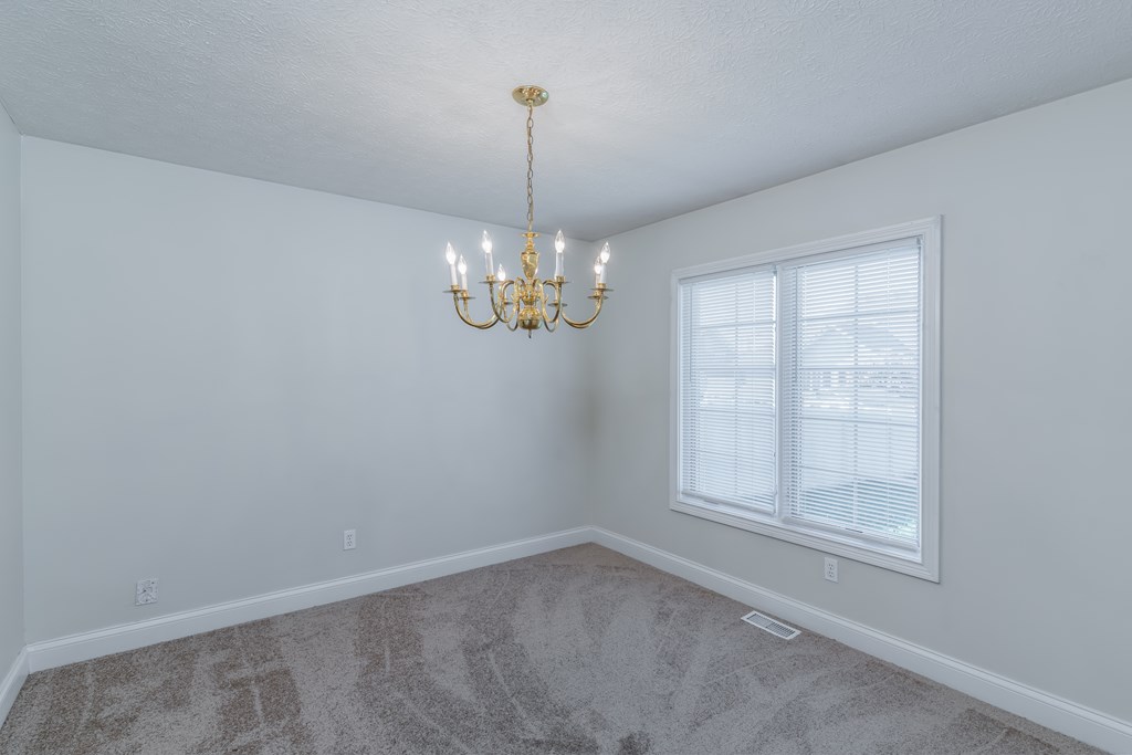 4520 Remington Way, Owensboro, Kentucky 42301, 4 Bedrooms Bedrooms, ,2 BathroomsBathrooms,Single Family Residence,For Sale,Remington Way,85023