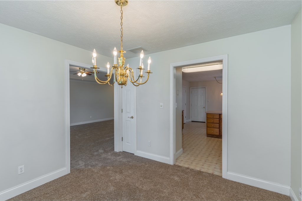 4520 Remington Way, Owensboro, Kentucky 42301, 4 Bedrooms Bedrooms, ,2 BathroomsBathrooms,Single Family Residence,For Sale,Remington Way,85023