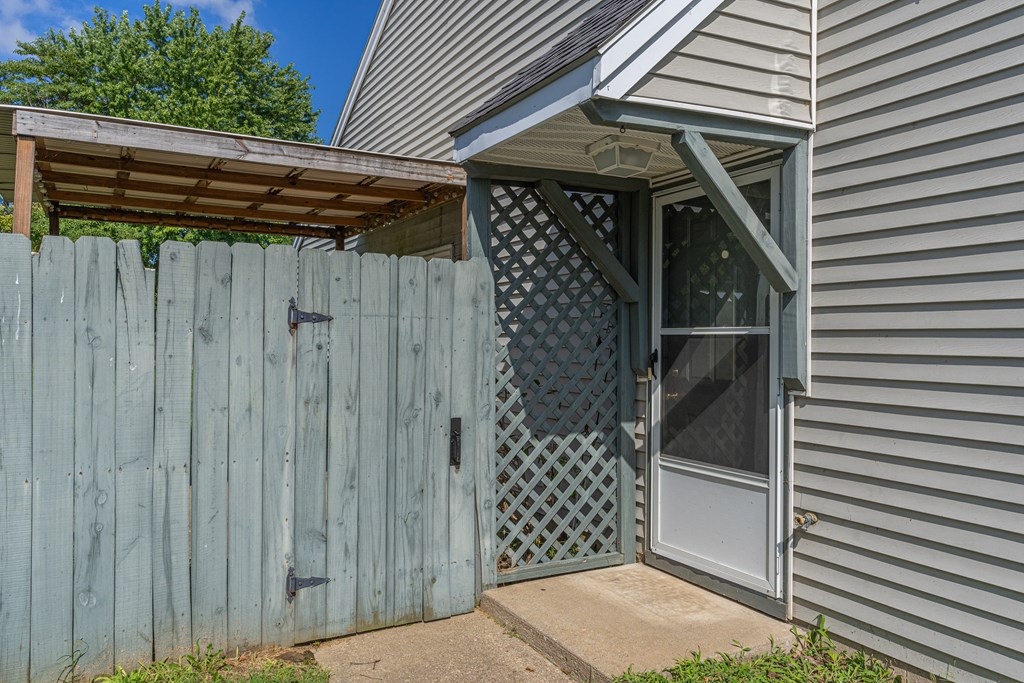 4486 Strickland Drive, Owensboro, Kentucky 42301, 2 Bedrooms Bedrooms, ,2 BathroomsBathrooms,Single Family Residence,For Sale,Strickland Drive,85031