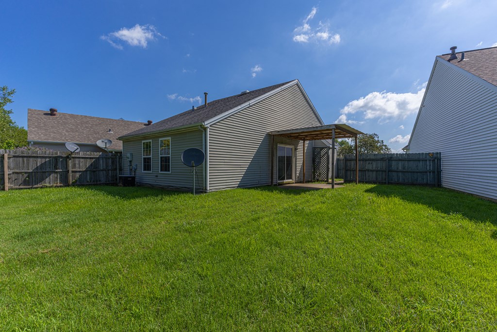 4486 Strickland Drive, Owensboro, Kentucky 42301, 2 Bedrooms Bedrooms, ,2 BathroomsBathrooms,Single Family Residence,For Sale,Strickland Drive,85031