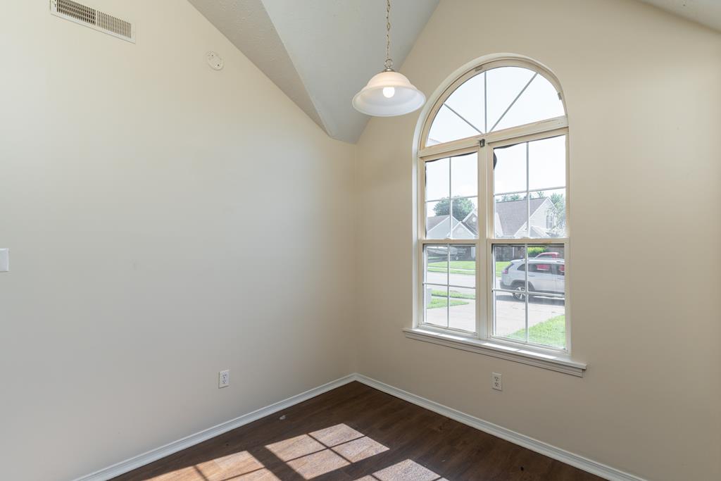 4486 Strickland Drive, Owensboro, Kentucky 42301, 2 Bedrooms Bedrooms, ,2 BathroomsBathrooms,Single Family Residence,For Sale,Strickland Drive,85031