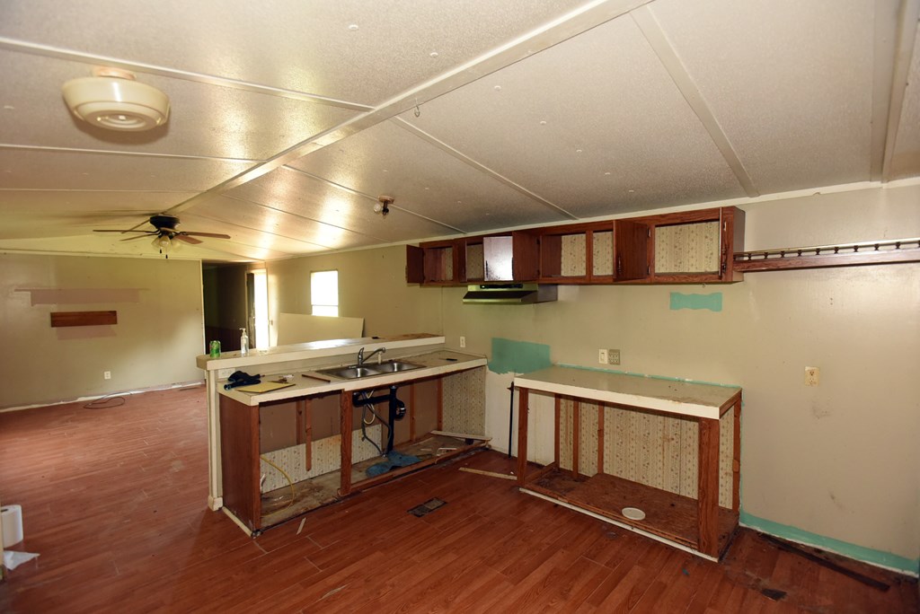 6458 State Route 138, Slaughters, Kentucky 42456, 3 Bedrooms Bedrooms, ,2 BathroomsBathrooms,Single Family Residence,For Sale,State Route 138,85117