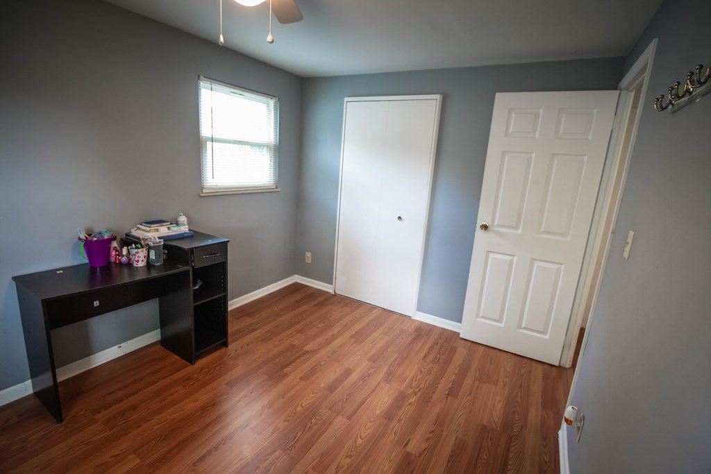1734 Mt. Vernon Dr., Owensboro, Kentucky 42303, 3 Bedrooms Bedrooms, ,1 BathroomBathrooms,Single Family Residence,For Sale,Mt. Vernon Dr.,85313