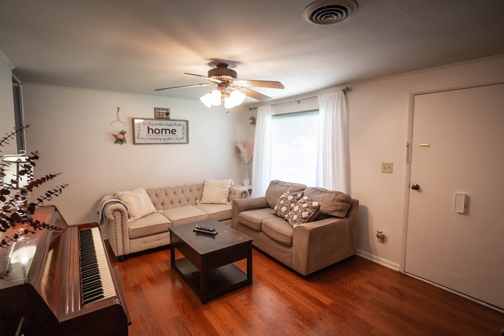 1734 Mt. Vernon Dr., Owensboro, Kentucky 42303, 3 Bedrooms Bedrooms, ,1 BathroomBathrooms,Single Family Residence,For Sale,Mt. Vernon Dr.,85313