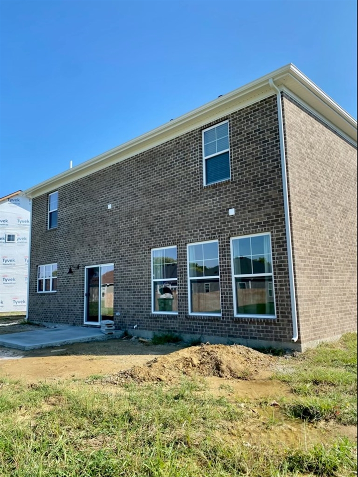 2394 Skaggs Ct., Owensboro, Kentucky 42301, 5 Bedrooms Bedrooms, ,3 BathroomsBathrooms,Single Family Residence,For Sale,Skaggs Ct.,85331