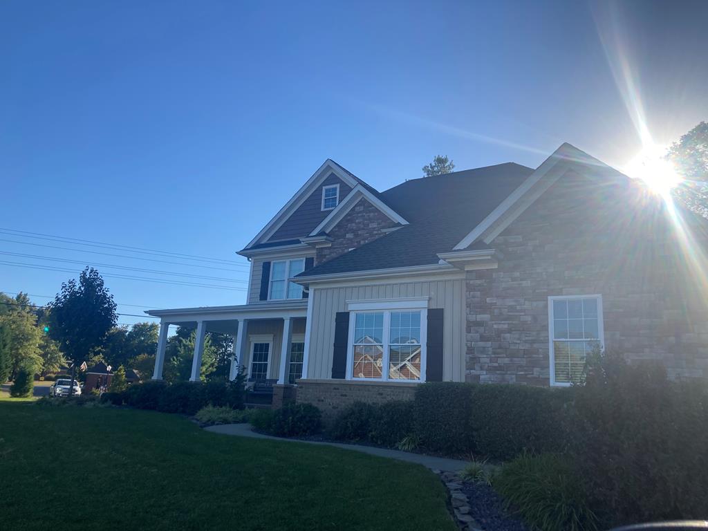 1003 South Forest Oak, Henderson, Kentucky 42420, 4 Bedrooms Bedrooms, ,2 BathroomsBathrooms,Single Family Residence,For Sale,South Forest Oak,85448
