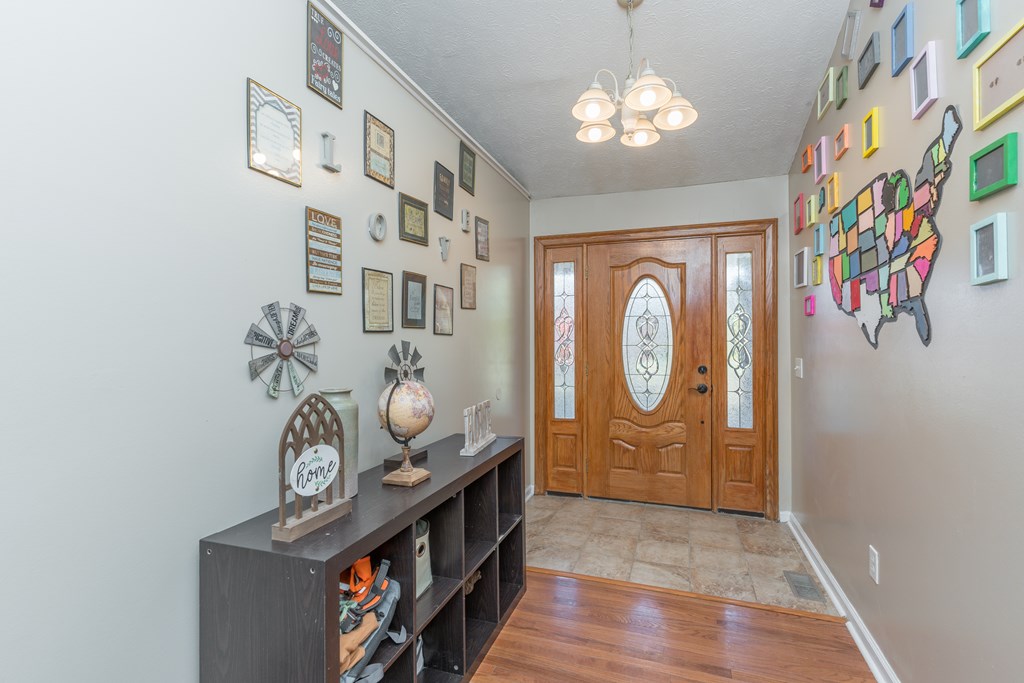 313 North Indian Hill Rd, Hawesville, Kentucky 42348, 4 Bedrooms Bedrooms, ,2 BathroomsBathrooms,Single Family Residence,For Sale,North Indian Hill Rd,85547