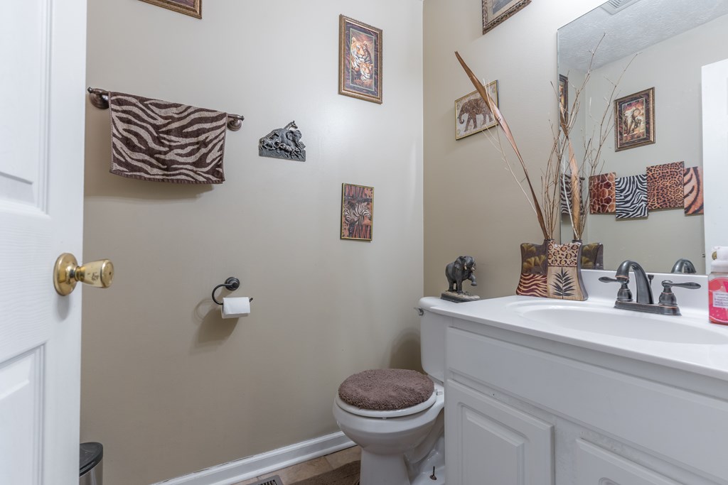 313 North Indian Hill Rd, Hawesville, Kentucky 42348, 4 Bedrooms Bedrooms, ,2 BathroomsBathrooms,Single Family Residence,For Sale,North Indian Hill Rd,85547