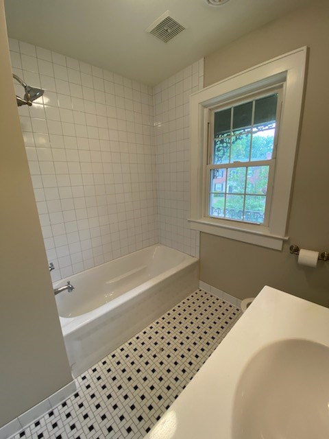 1235 Cary Ct., Owensboro, Kentucky 42301, 3 Bedrooms Bedrooms, ,2 BathroomsBathrooms,Single Family Residence,For Sale,Cary Ct.,85555