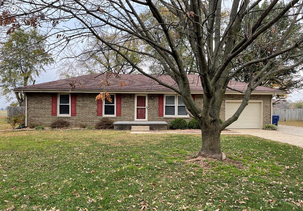 2304 Woodland Drive, Owensboro, Kentucky 42301, 3 Bedrooms Bedrooms, ,2 BathroomsBathrooms,Single Family Residence,For Sale,Woodland Drive,85687
