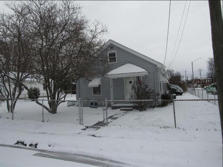 939 & 93 Clay Street, Henderson, Kentucky 42420, 3 Bedrooms Bedrooms, ,1 BathroomBathrooms,Single Family Residence,For Sale,Clay Street,85786