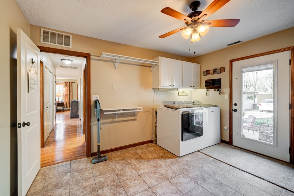 6963 MASONVILLE HABIT RD, Philpot, Kentucky 42366, 3 Bedrooms Bedrooms, ,2 BathroomsBathrooms,Single Family Residence,For Sale,MASONVILLE HABIT RD,85823